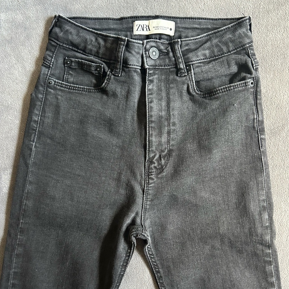Zara Women's Charcoal High Rise Skinny Jeans